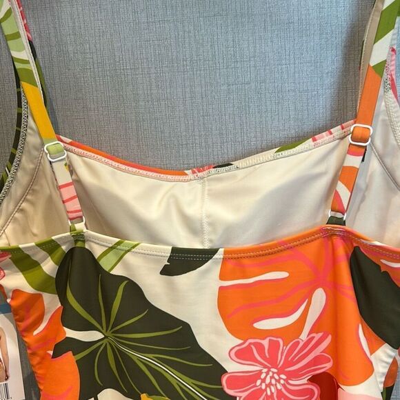 NEW Social Standard by Sanctuary Womens Button Front One-Piece Swimsuit Sz Large - Picture 7 of 10